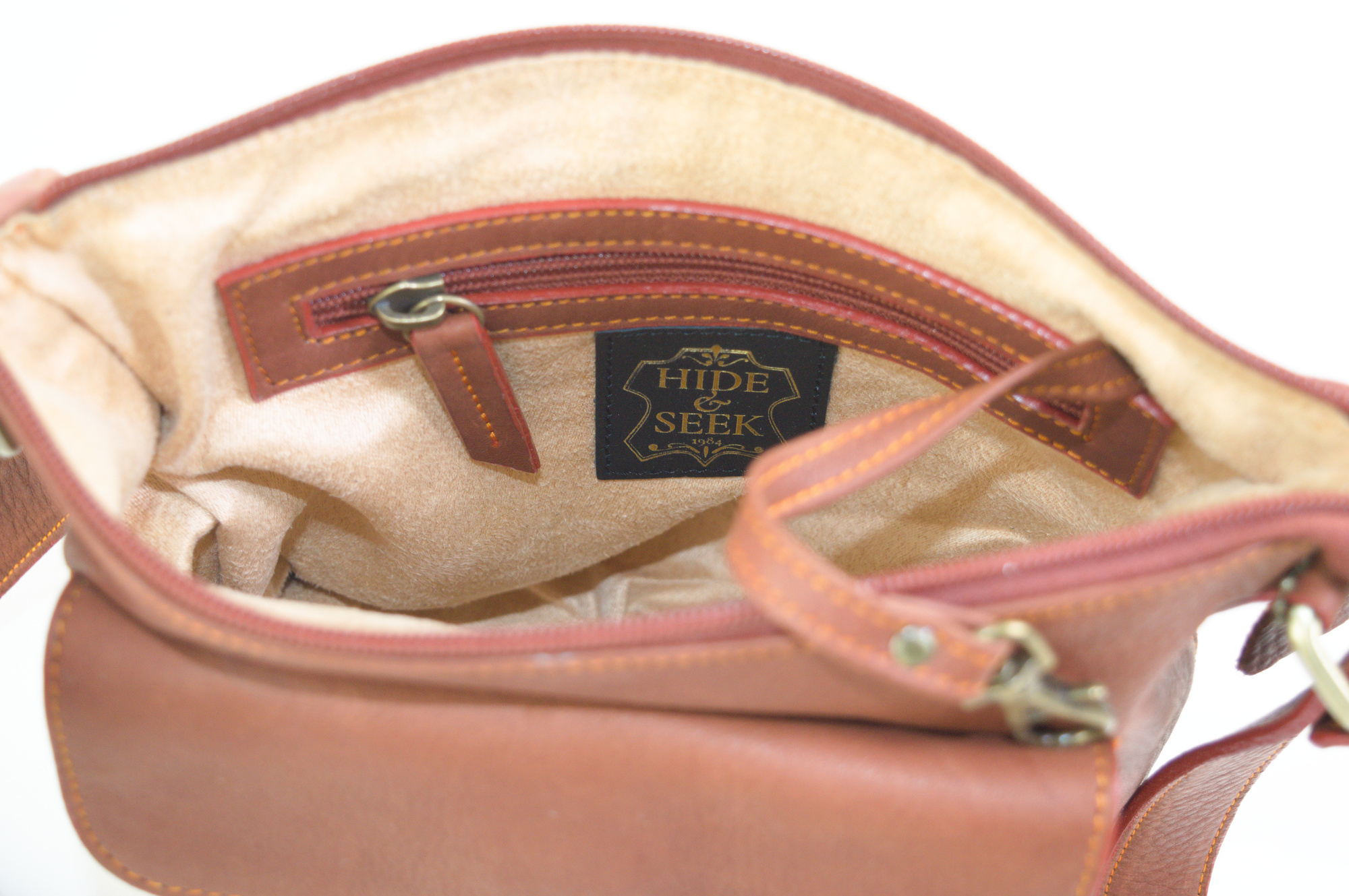 tan-everyday-leather-logo-crossbody